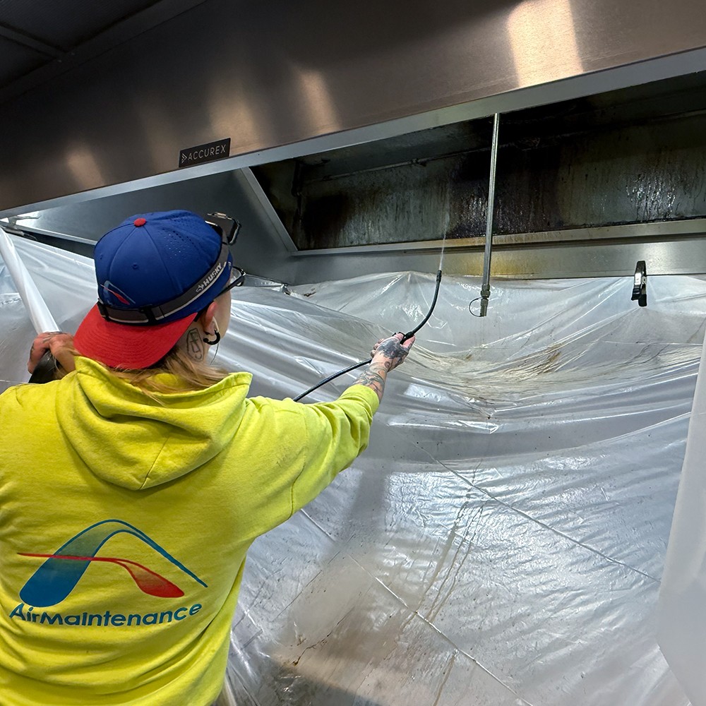 Complete kitchen cleaning for wisconsin restaurants